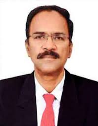 Dr Selvam R